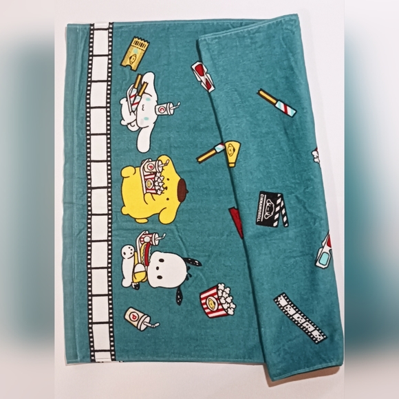 Sanrio characters movie theater/cinema bath towel - Picture 2 of 7